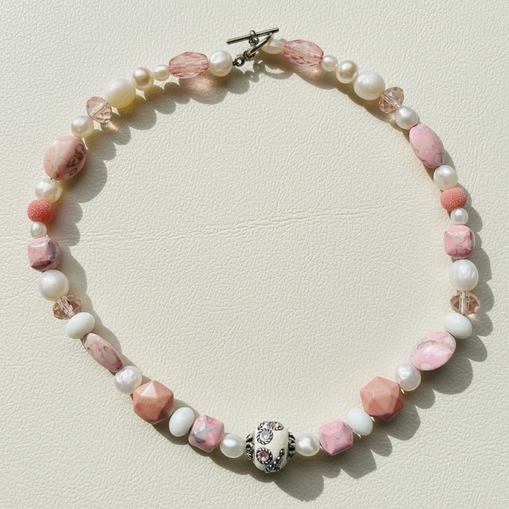 Vintage Pink Beaded Choker Necklace Pearl Glass Stone Y2K Cottagecore